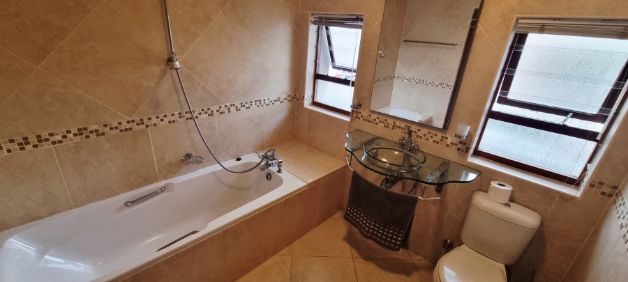 3 Bedroom Property for Sale in Beacon Bay Eastern Cape